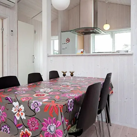 Three-bedroom Holiday In Hébergement de vacances Fredericia